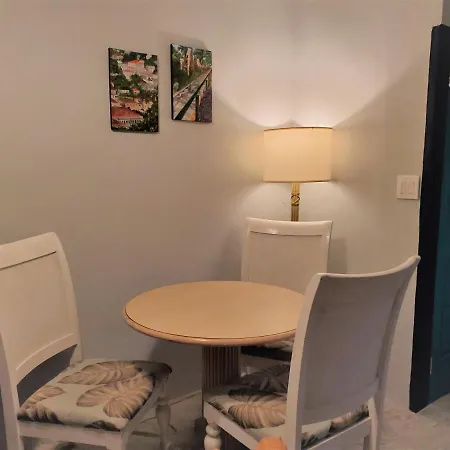 Aqua Saint Thomas Apartment